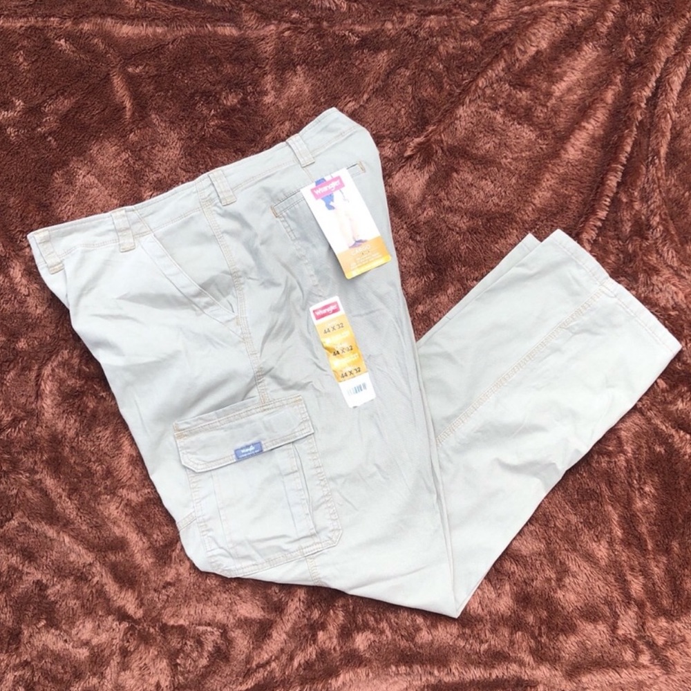 Wrangler Khaki Cargo Pants NWT